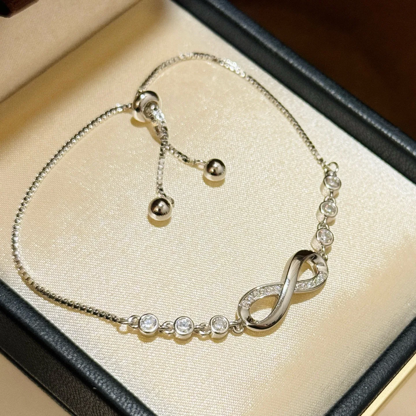 

100% стерлингового серебра 925 пробы, 8 букв, браслет из циркония для женщин, ювелирные изделия, телескопическая пряжка-цепочка