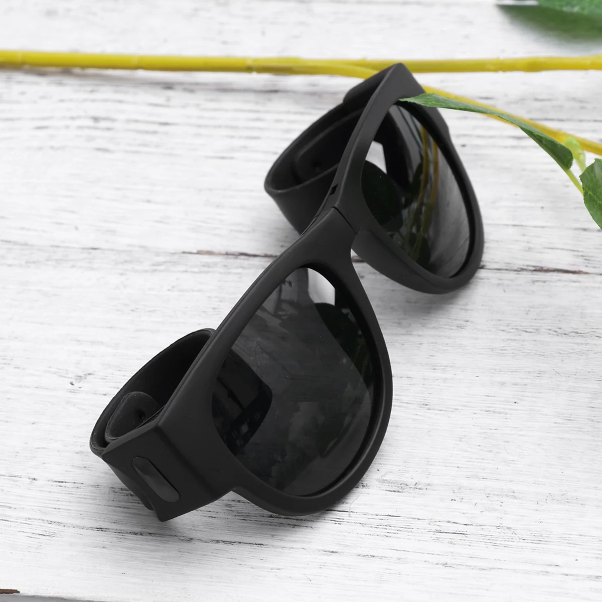 

1 Pcs Creative Fashion Sunglasses Novelty Party Glasses For Kids Adults Cool UV400 Protection