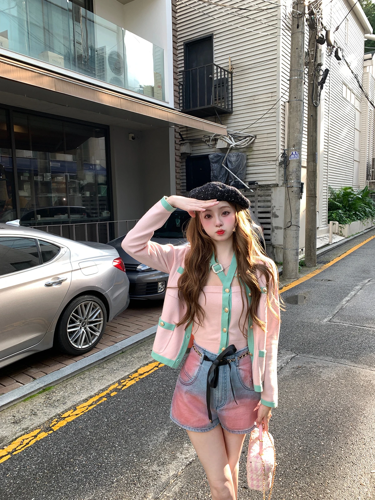 

Lanlan's Wardrobe Cruise Series Open Cardigan Hanging Neck Vest And Denim Shorts Set Autumn Fashion Feelings Women's Ensemble