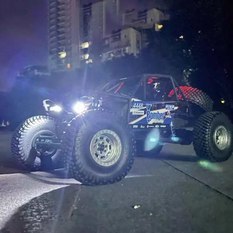 RC Car Axial RR10 4WD RTR 2.0 Ghost Pipe Frame RC Model Off-Road Vehicle Crawler 2.4GHz AX03016