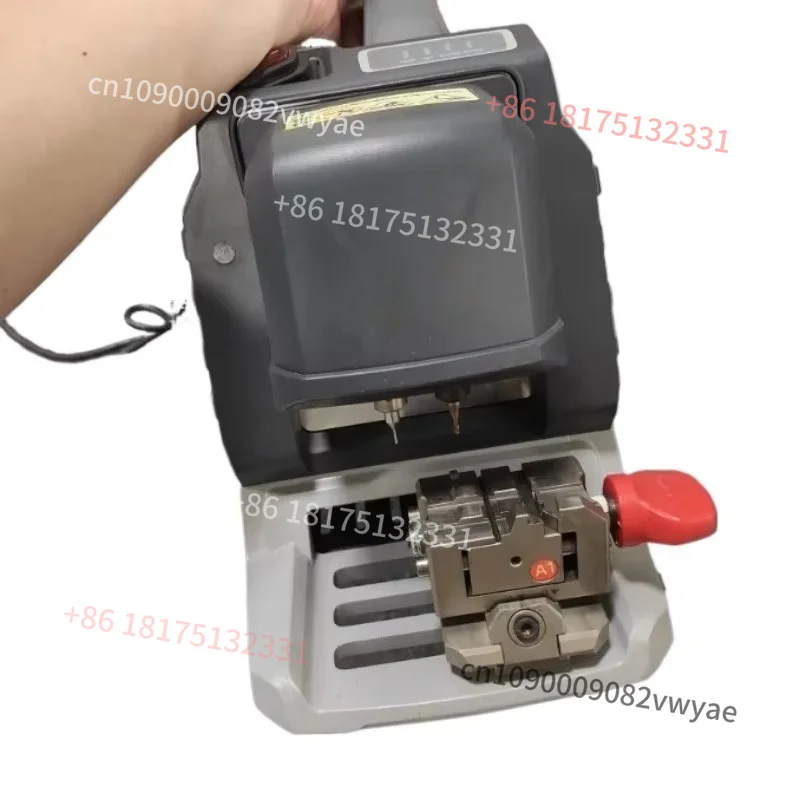 X A-006 portable key machine 90% new multi-function APP intelligent control data fixed mold supports Bluetooth function