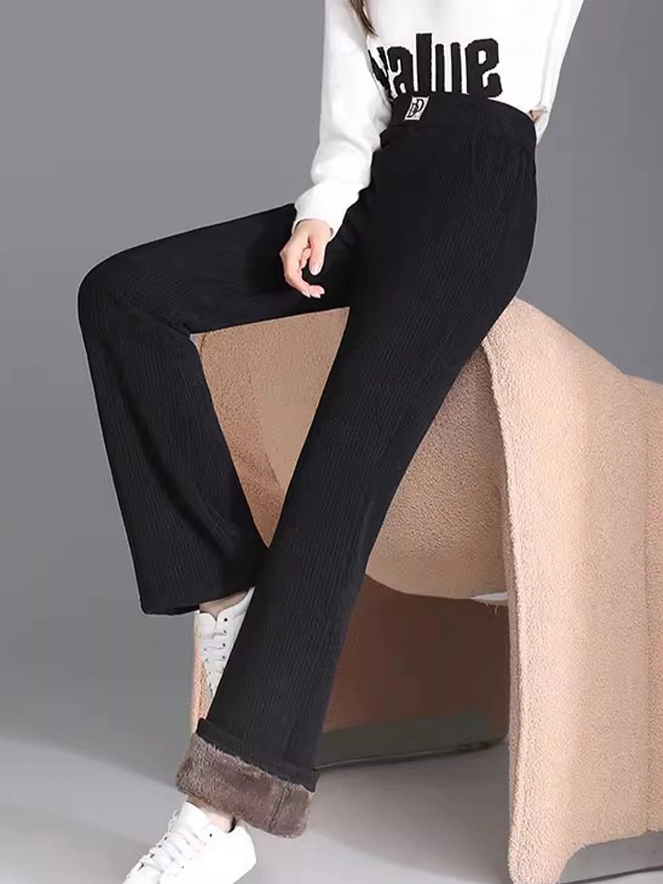 レディースベルベットベルボトムパンツ、ブーツカット、秋冬用暖かい厚手パンツ、人気でおしゃれなラムベルベットパンツ