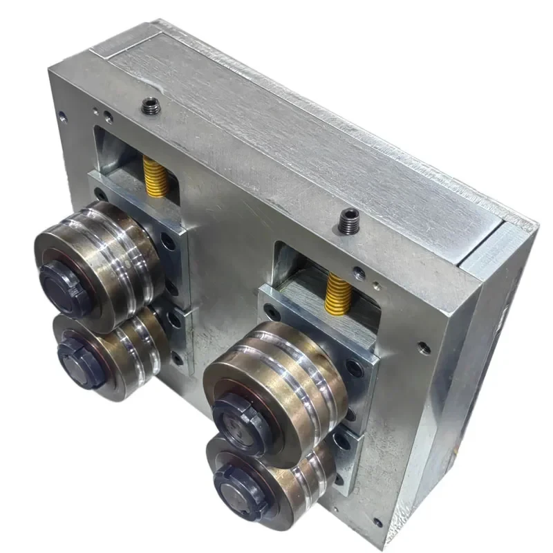 Factory Direct Roller Drawing hine Pulls Steel Bar Straightening Wire Feeder