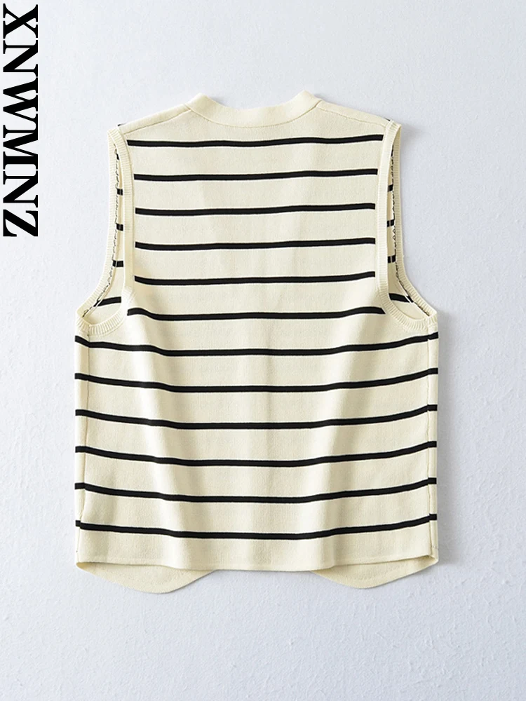 XNWMNZ 2023 Women Fashion Stripe Tank Top Woman Vintage V-neck Sleeveless Front Button Slim Fit Female Chic Waistcoat