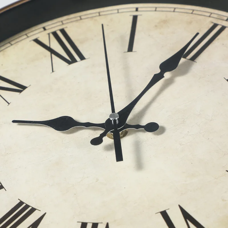Elegant Roman Numeral Wall Clock Antique Gold Finish Creative Home Decor Gift
