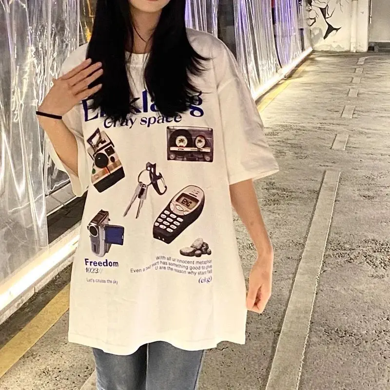 تي شيرت نسائي برسومات عصرية كلاسيكية من التسعينيات تي شيرت قطني عتيق Y2k جمالي كبير الحجم ملابس هاراجوكو ملابس الشارع الشهير للجنسين ملابس الجرونج