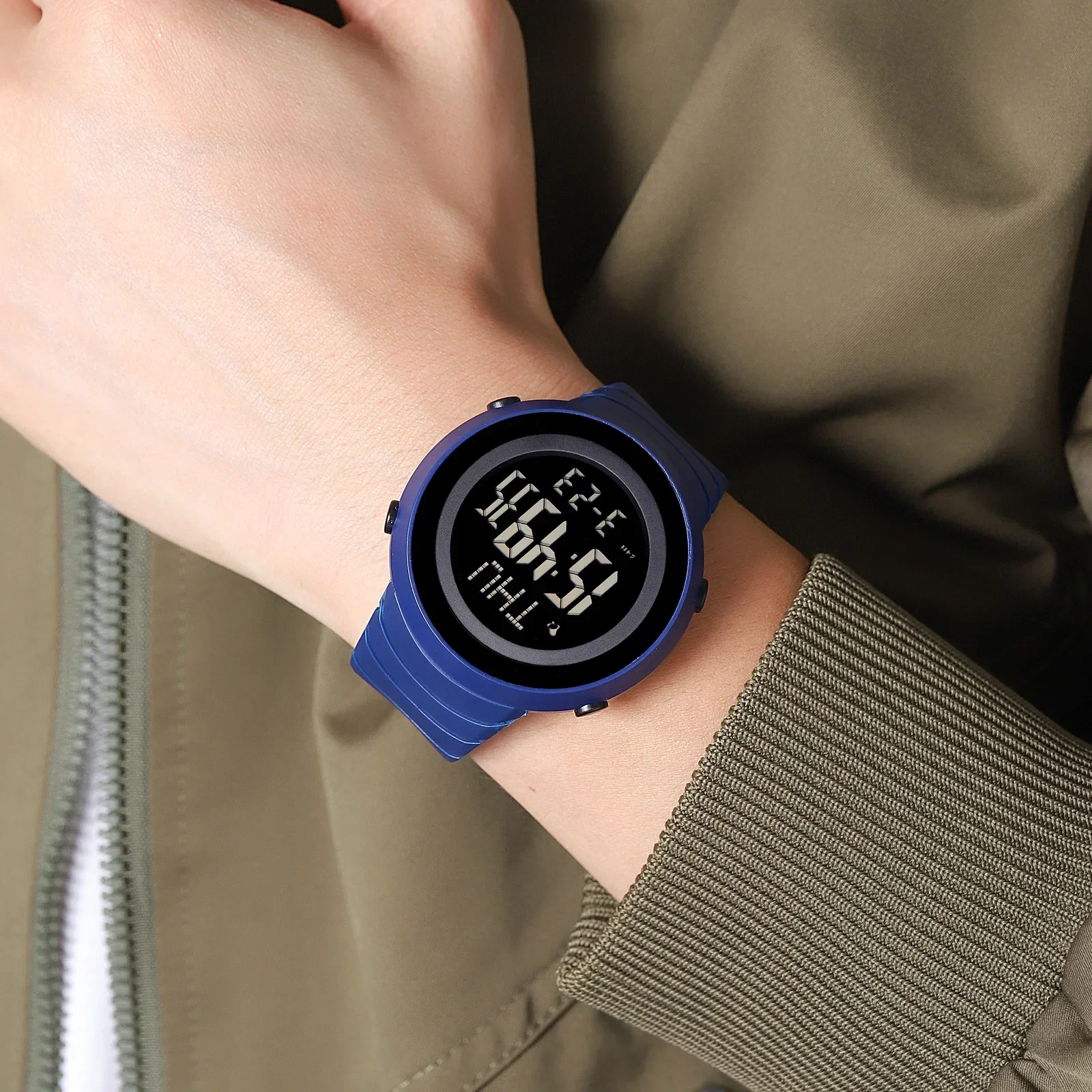 SKMEI Mens Fashion 50M Waterproof Back Light Stopwatch Digital Wristwatch Alarm Clock Multifunctional Countdown Sport Watches