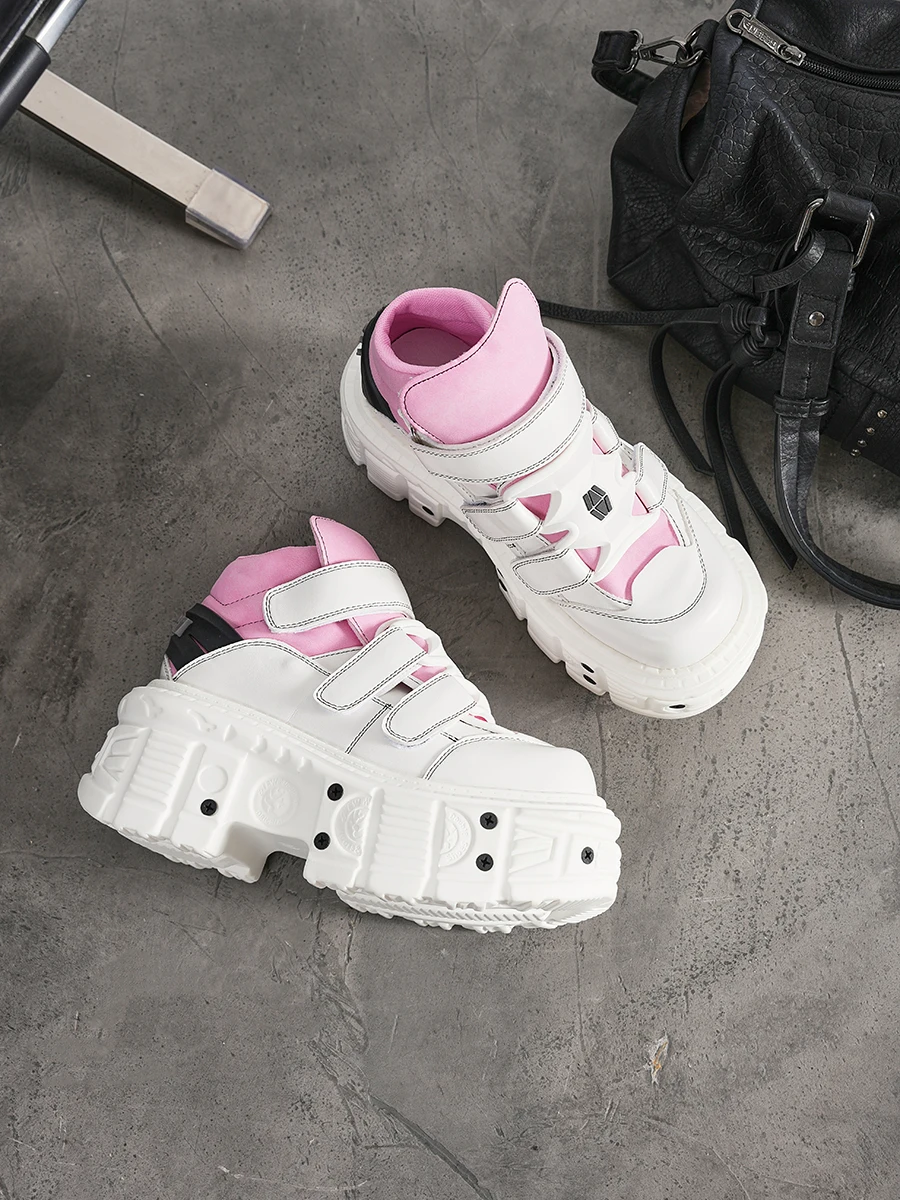 2026 New Punk Style Women Shoes Lace-up Heel Height 6CM Platform Shoes Woman Metal Decor Woman Sneakers Gothic Ankle Rock Boots