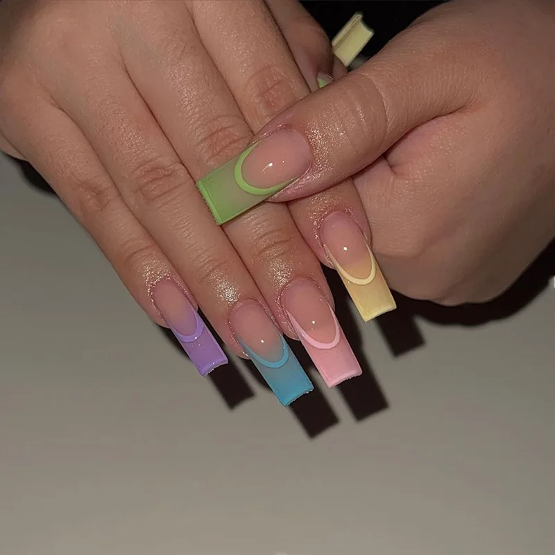 24 stücke lange Sarg falsche Nägel buntes Design gefälschte Nägel Kunst volle Abdeckung abnehmbare Faux drücken auf Nagel mit Werkzeugen