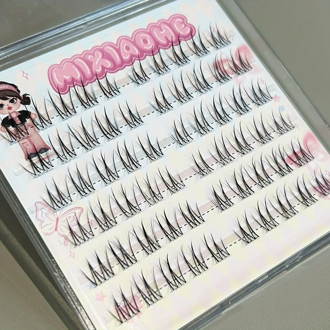 Mixiaohe رموش صناعية خالية من الغراء النقي للغاية 60 مجموعات C حليقة للمبتدئين لتقوم بها بنفسك لا تحتاج إلى شريط لاصق ذاتي الرموش الصناعية