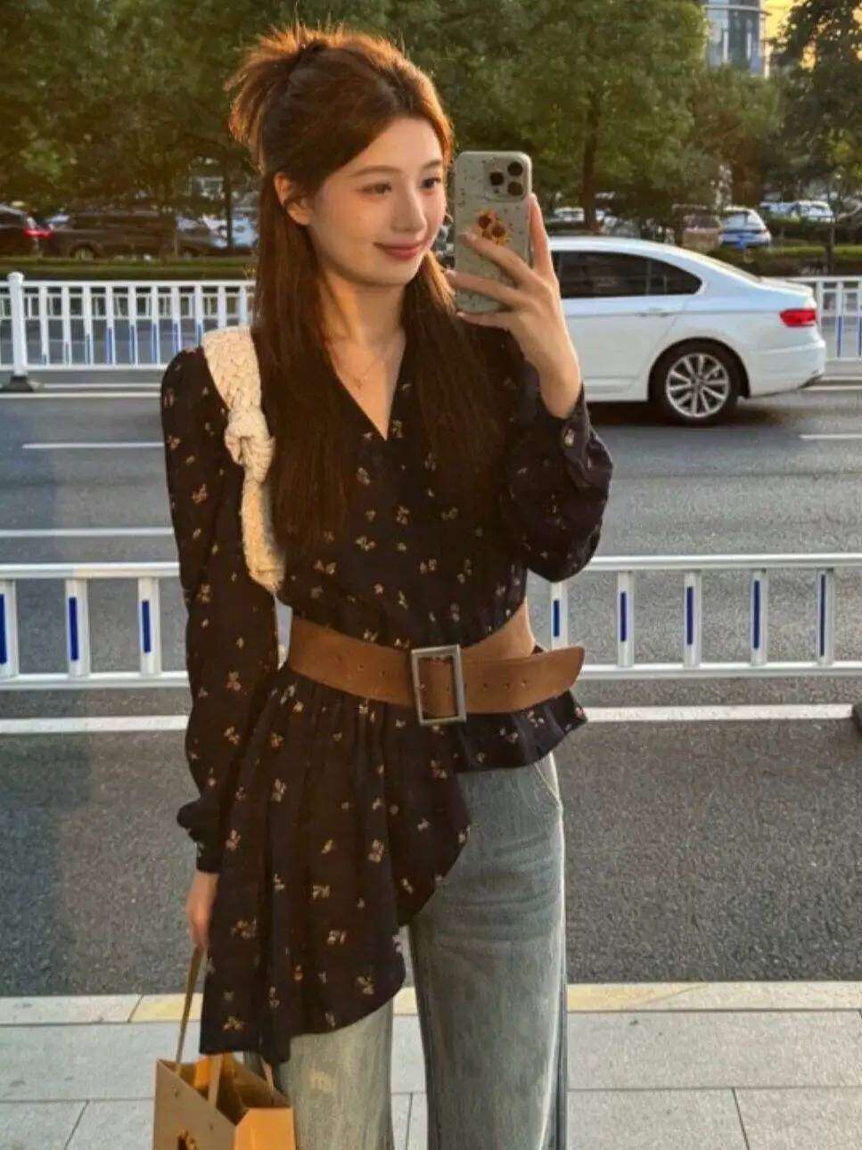 

Retro Bubble Sleeve Print Chiffon Shirt Women Early Spring Irregular Design Elegance Blouse Top Korean Style Loose Fit Long S...