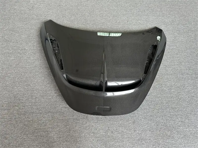 غطاء محرك السيارة من ألياف الكربون طراز Vorst لهاتف ماكلارين 720S غطاء محرك السيارة المستخدم مع مقاطع ومسامير بالجملة