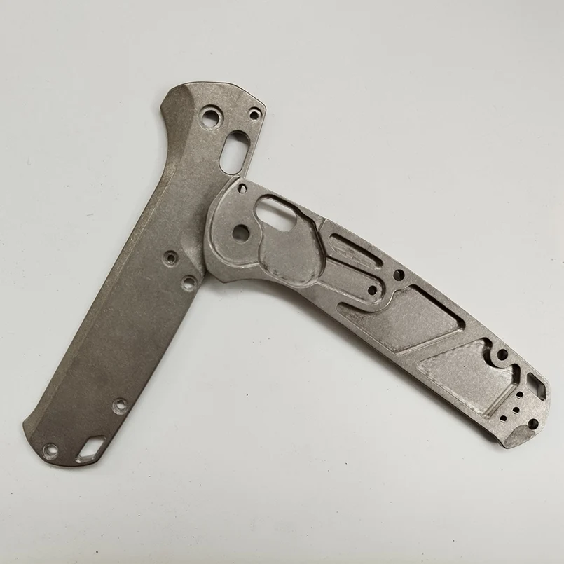 CNC سكين التيتانيوم مقبض بقع الموازين ل Benchmade 15535 علامة السكاكين قبضة DIY بها بنفسك جعل استبدال الملحقات