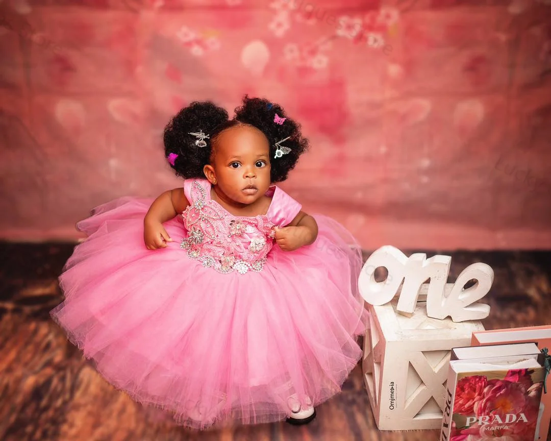 Vestidos de flores rosas brillantes para boda, cuentas brillantes sin mangas, vestidos escalonados para sesión de fotos, vestidos de fiesta de primer cumpleaños para niños