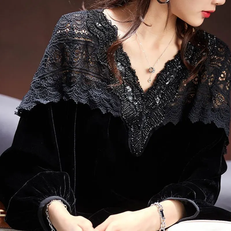 Stylish Lace Hollow Out Patchwork Blouse Commute Loose Autumn Winter Casual V-Neck Female Clothing All-match Vintage Midi Shirt