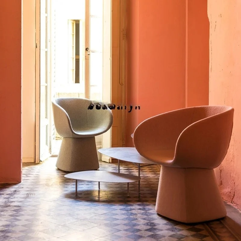 كرسي طعام قماشي متغير تدريجي من P Nordic نموذج غرفة منزلية بلونين للترفيه. كرسي فردي للاستقبال