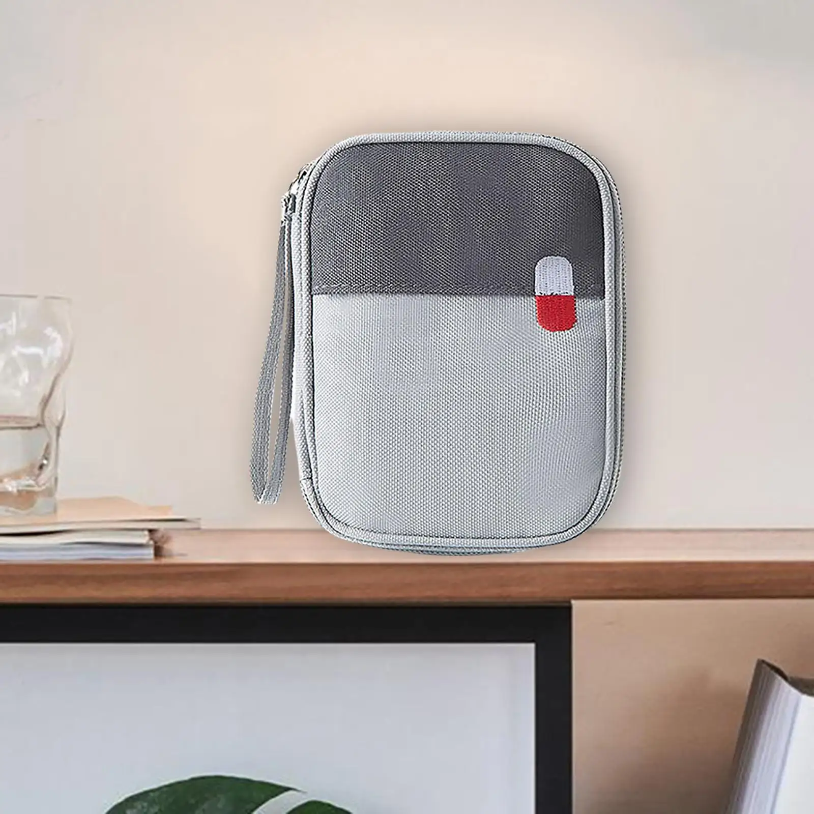Compact Medicine Storage Pouch Durable Polyester Emergency Kit Bag for Office Home Car Businesses Survival