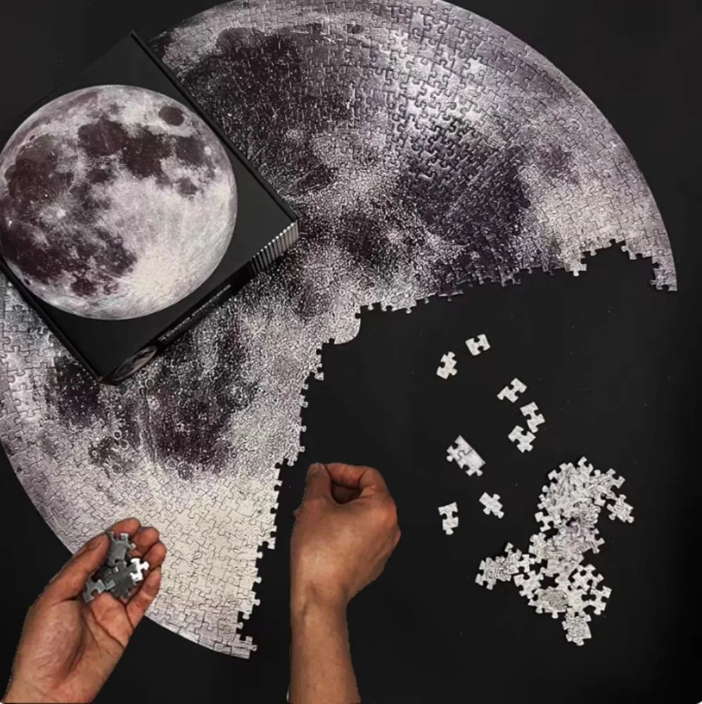 1000 Pieces Adult Round Moon Puzzle Space Theme Challenge Difficult Brain Teaser Learning Educational Fun Puzzle Game