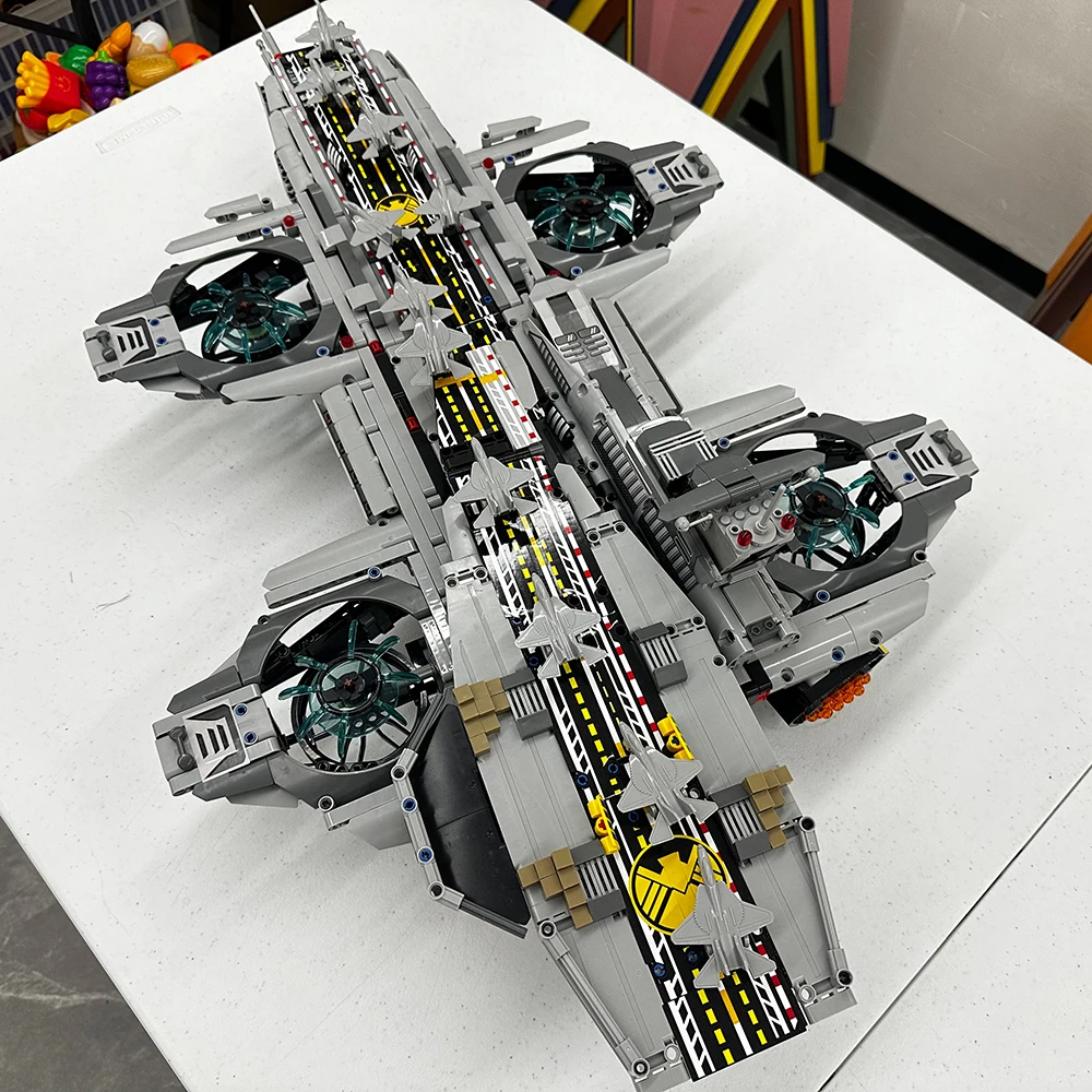 3385PCS Technology Battleship, Space Battleship, Model Spaceship, High Difficulty Assembly, Building Blocks, Toys with Lights