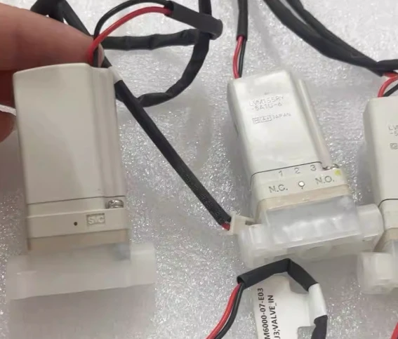 

LVM Series Solenoid Valve Models LVM15R3Y-5A1U-6/LVM15R3Y-5AIU-6/LVM155Y-5A1U-6 for Industrial Control