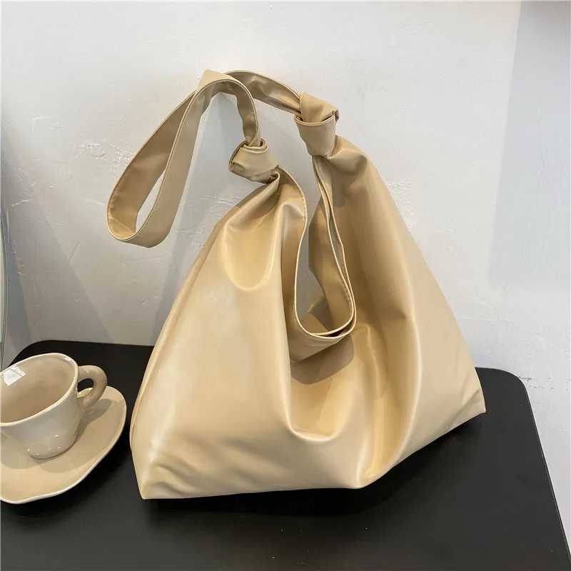 Large Capacity Bag Trendy Fashion Women's Handbags Single Shoulder Students Designer Luxury Simple Armpit  Tote Bag