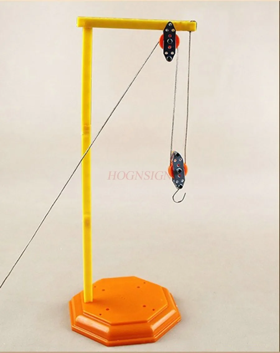 

1 комплект подъемного мотора, кран с дистанционным управлением, студенческое технологическое производство детских научных игрушек,