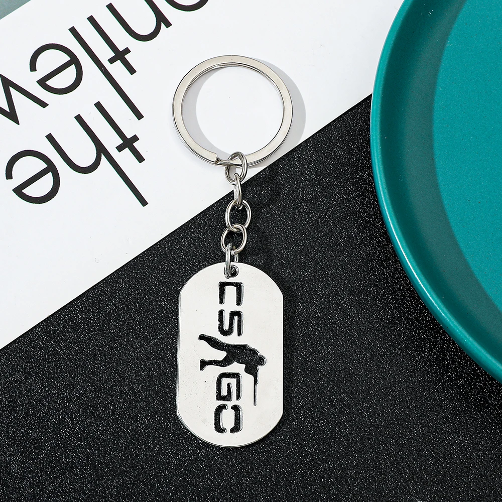 CSGO Metal Keychain Alloy Key Chains for Men Counter-Strike GO Game Backpack Accessory Male Keying Porte Clef Chaveiro