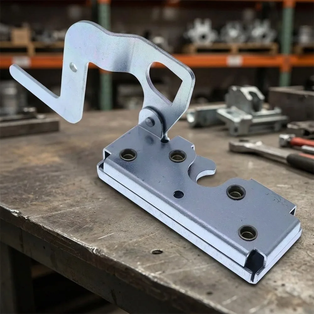 Stamped Steel Rear Door Latch Assembly with Linkage Mechanism for Bobcat 553 751 753 763 773 863 864 873 883 963 S175 S185