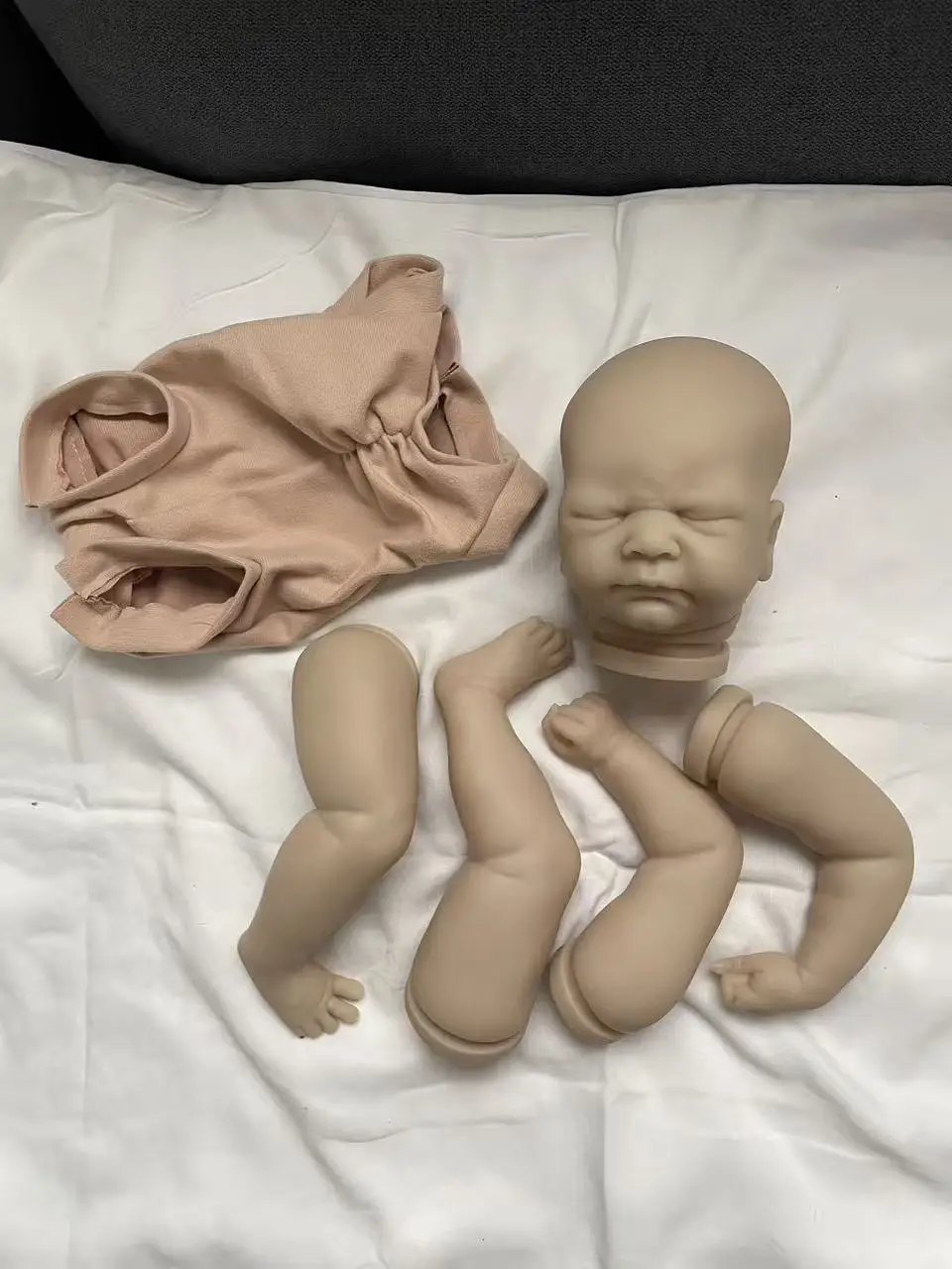 17inch Sleeping Baby Kovu Reborn Doll Kit Unfinished Unpainted Fresh Color Blank DIY Doll Parts With Cloth Body Collectible Doll