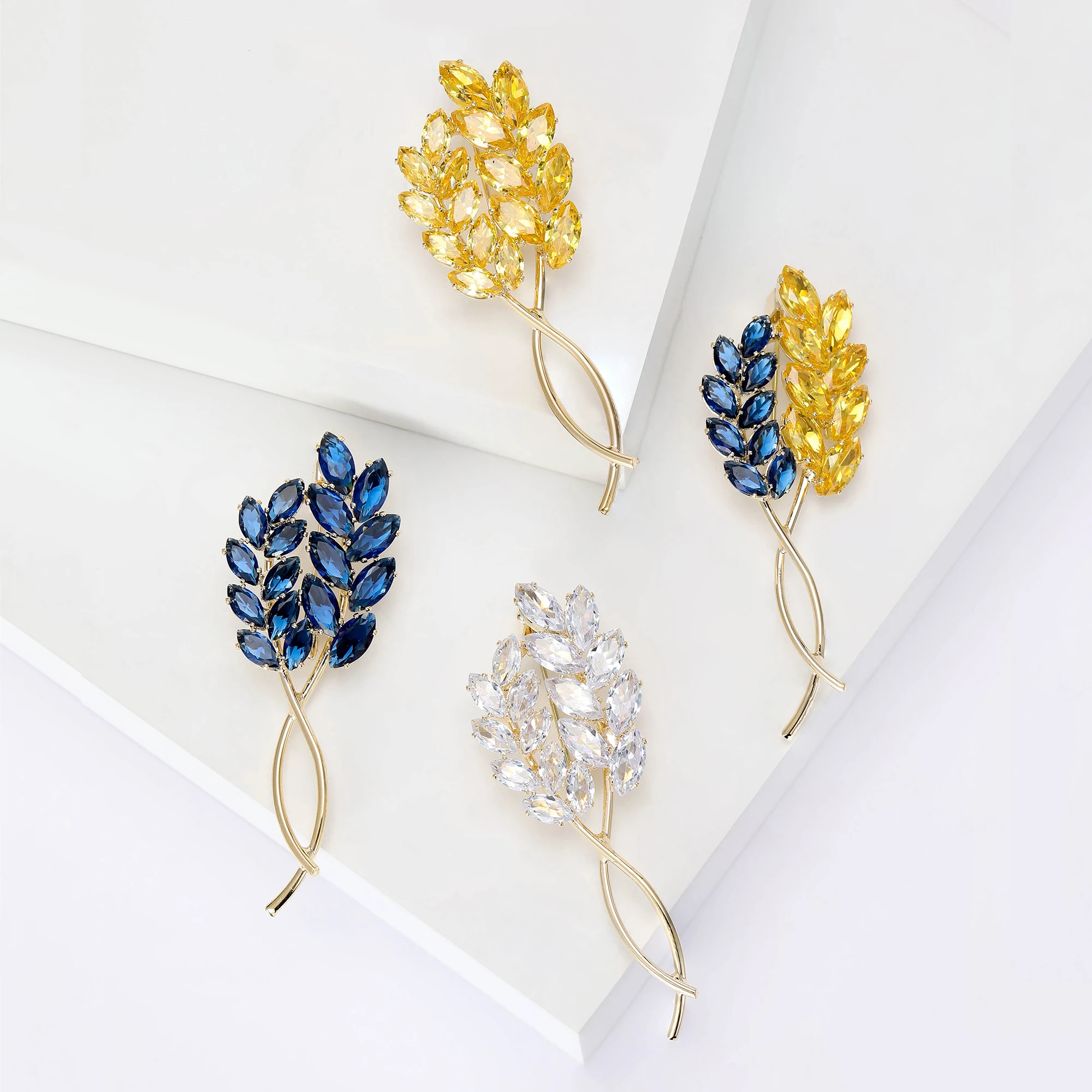 Beaut&Berry Ear of Wheat Brooches for Women Rhinestone Blue and Yellow Plant Pins 5-Color Unisex Casual Accessories Gifts