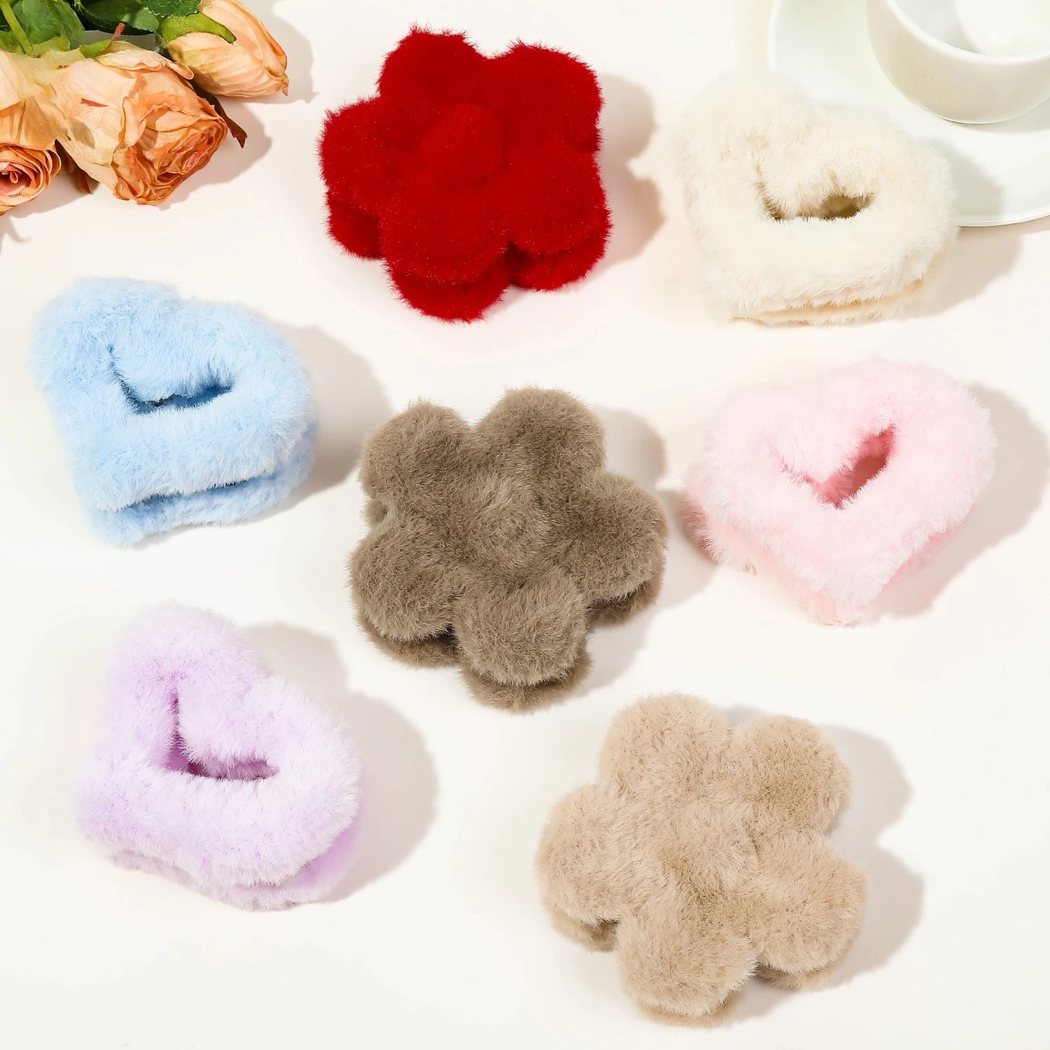 Autumn Winter Plush Love Heart Flower Hair Claw Female Sweet Shark Clip Back of The Head Hair Grab Clip Accessories Wholesale