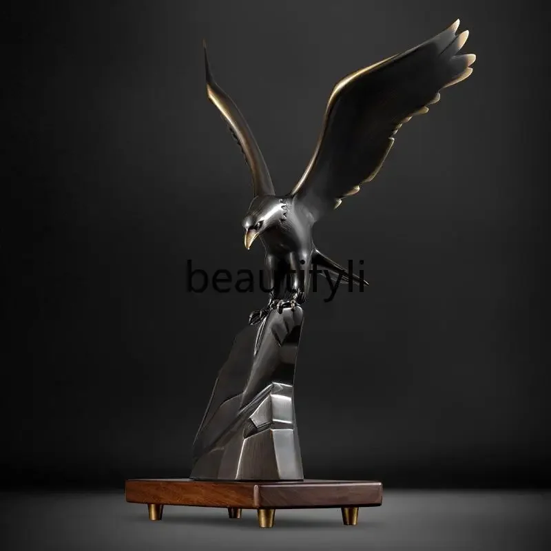 Light luxury high-end copper grand exhibition home living room housewarming opening office decoration eagle ornament