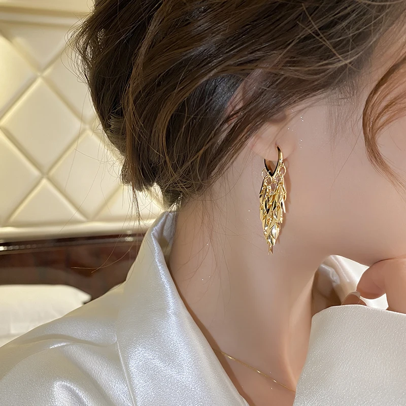 South Korea new design fashion jewelry 14K gold plated leaf tassel love earrings elegant women's daily work accessories