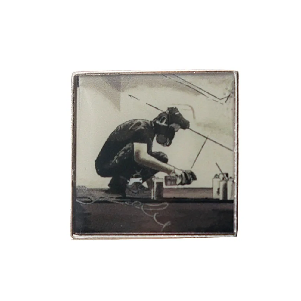 American Rock Band Inspiration Badge Music Album Cover Brooch Singer Band Fans Gift Accessories