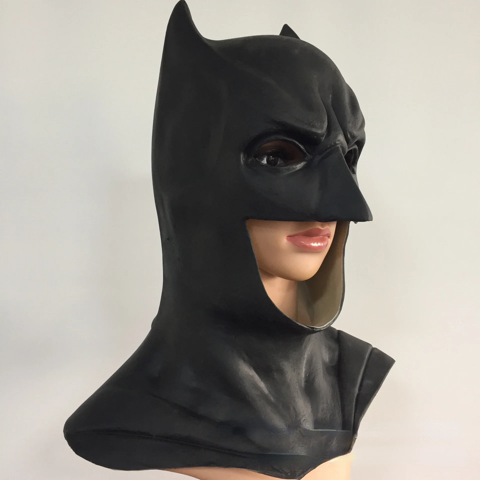 The Bruce Wayne Cosplay Masks Halloween Party Props Bats Full Face Helmet Latex Mask Knight Rise Cosplay Masque Women Superheroe