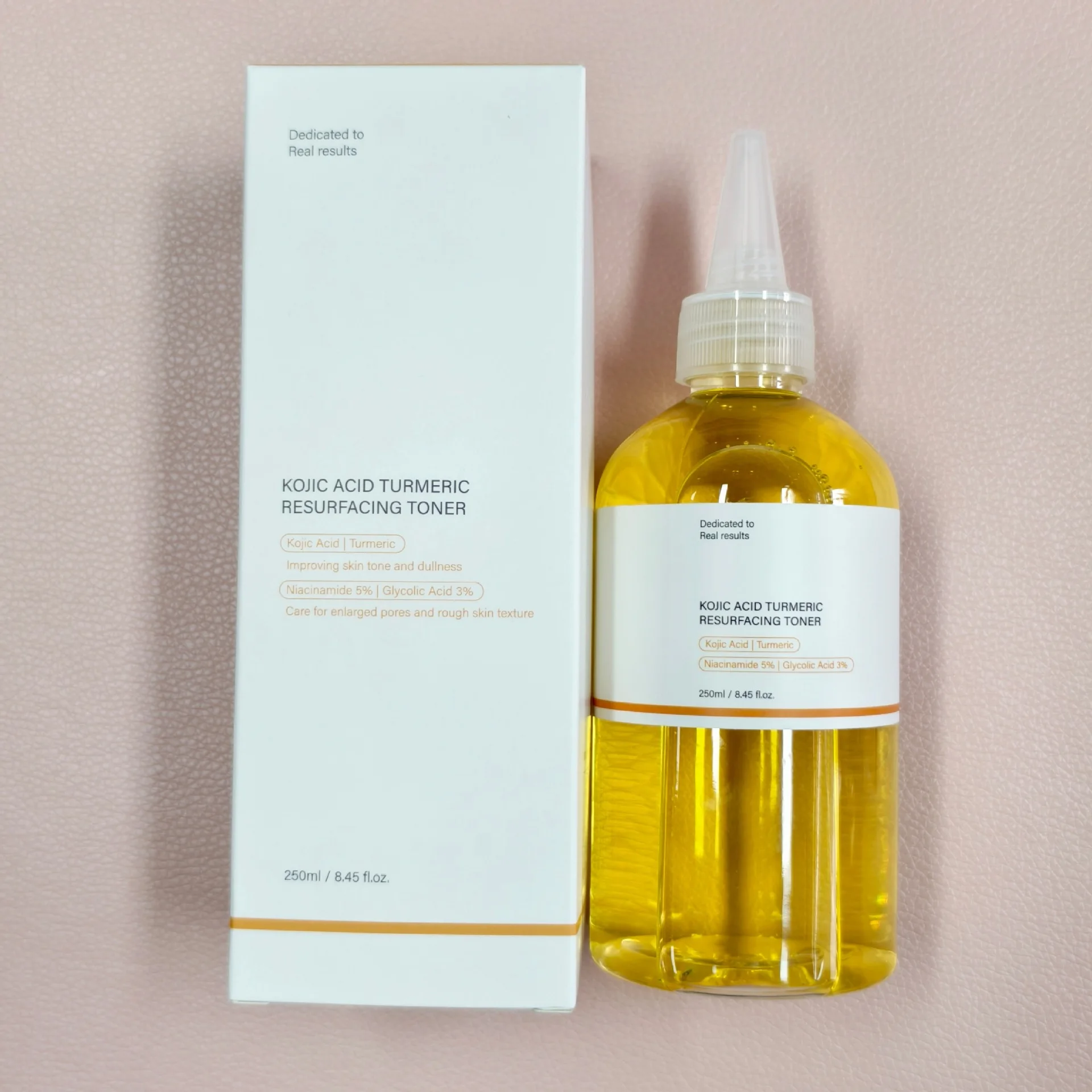 250ml Kojic Acid Turmeric Toner Lifting Skin Moisturizing Brightening Exfoliating Smoothing Toner for Clear Glass Skin