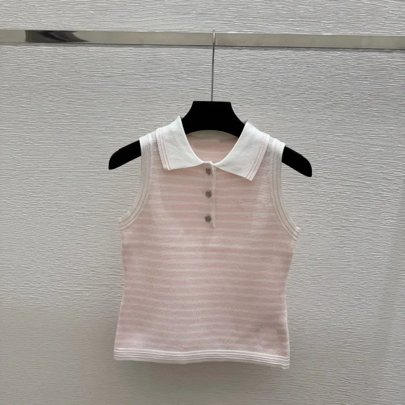 Slim-fit color-block knit waistcoat with lapel and half-button placket