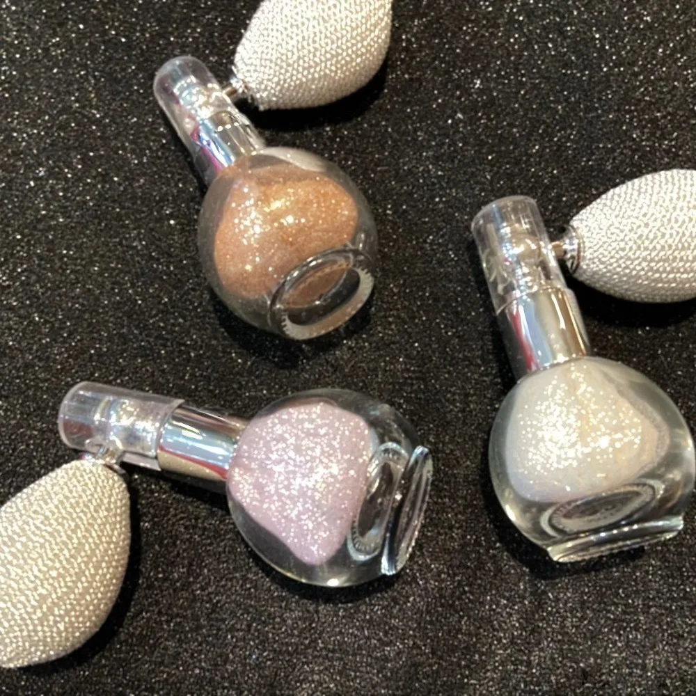 ダイヤモンドハイライターパウダースプレー防水高光沢グリッターボディブロンザーハイライトパウダーフェイス輪郭イルミネーターメイクアップ