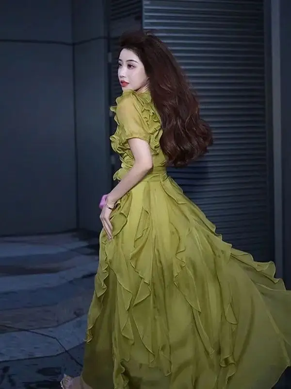 European High-end Temperament Green Chiffon Dress Gentle Style Ruffle Waist Long Skirt