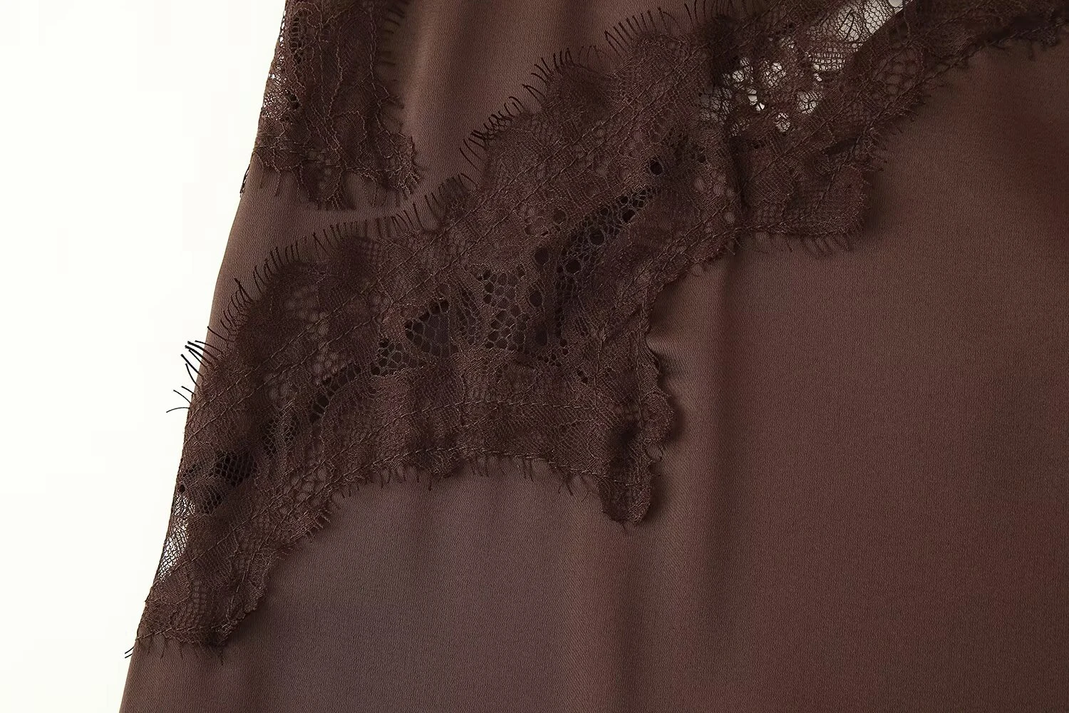 ZERAINS 2025 estate nuove donne abbigliamento piccante stile ragazza slim fit temperamento pizzo asimmetrico raso trama vestito della bretella