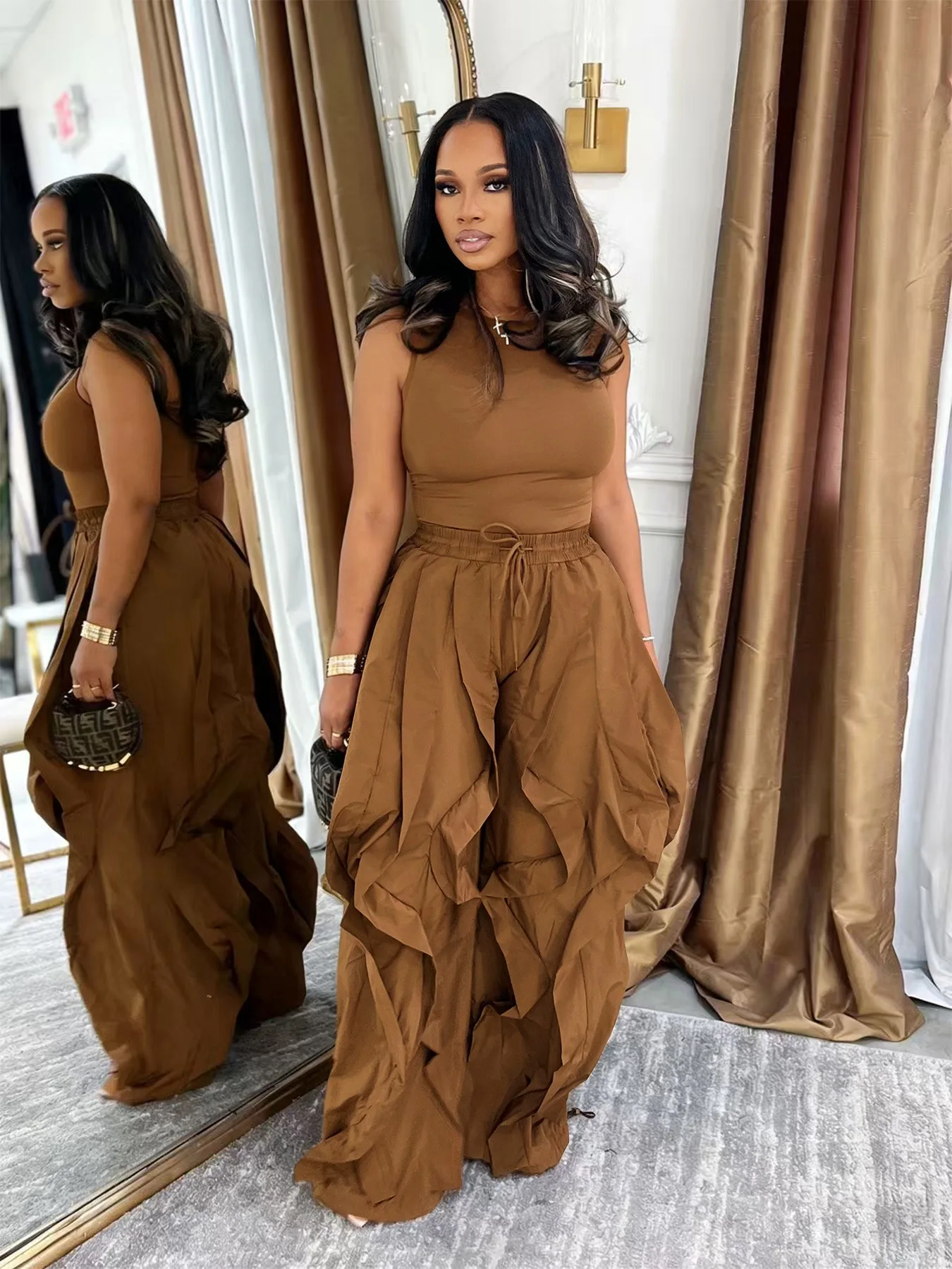 Casual Sweatsuits for Woman 2 Piece Sets Sporty Fitness Top and Wave Ruffles Wide Leg Pants Ensemble Jogging