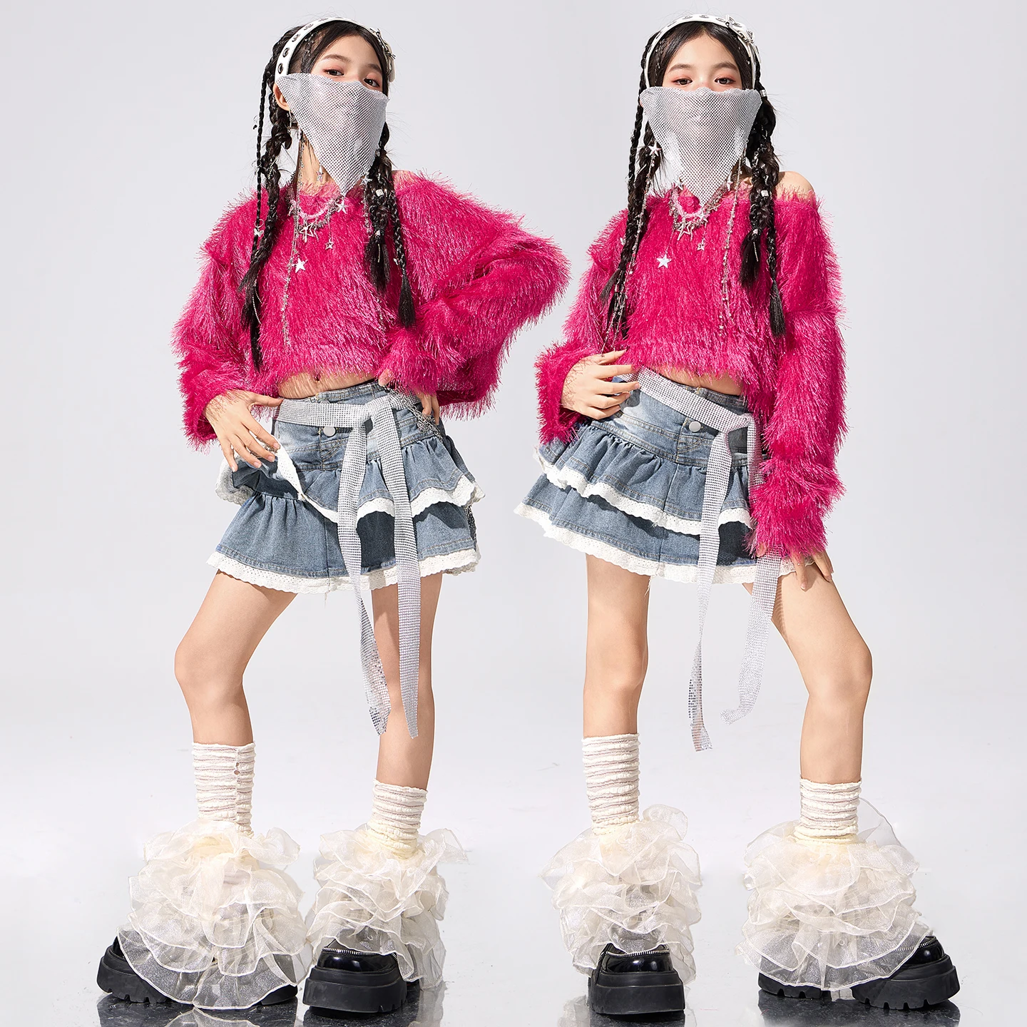 

дети Хип-Хоп Уличная одежда ‌ Джинсовая юбка для девочек K-pop Топы с блестками и перьями Брюки-карго ‌ Детская одежда для джазовых девочек, групповая танцевальная одежда Se
