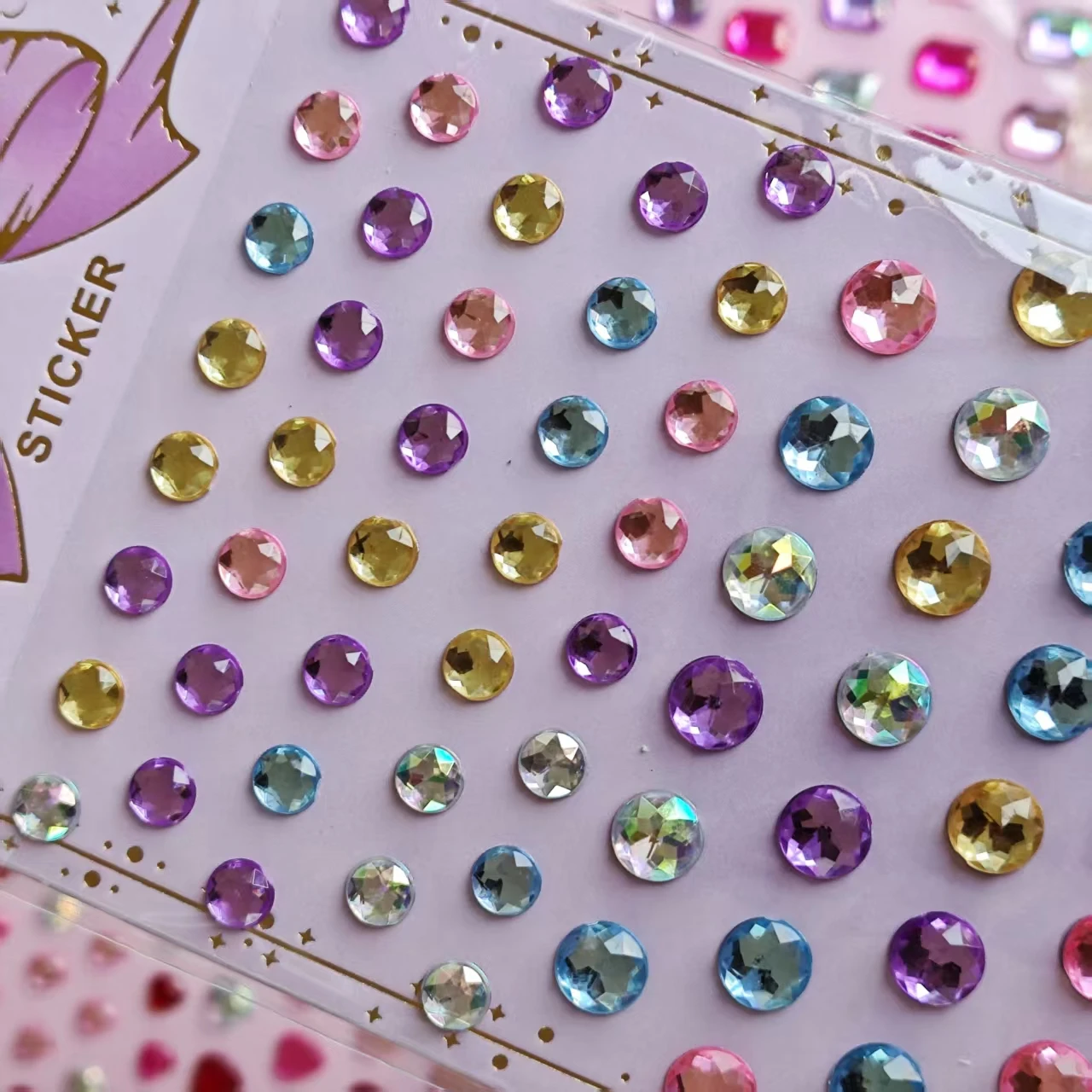 6 Pieces of Colorful Heart-Shaped Pearl 3D Rhinestone Stickers, Office Stationery Decoration, Children's Handmade Rhinestone Heart-Shaped Circles