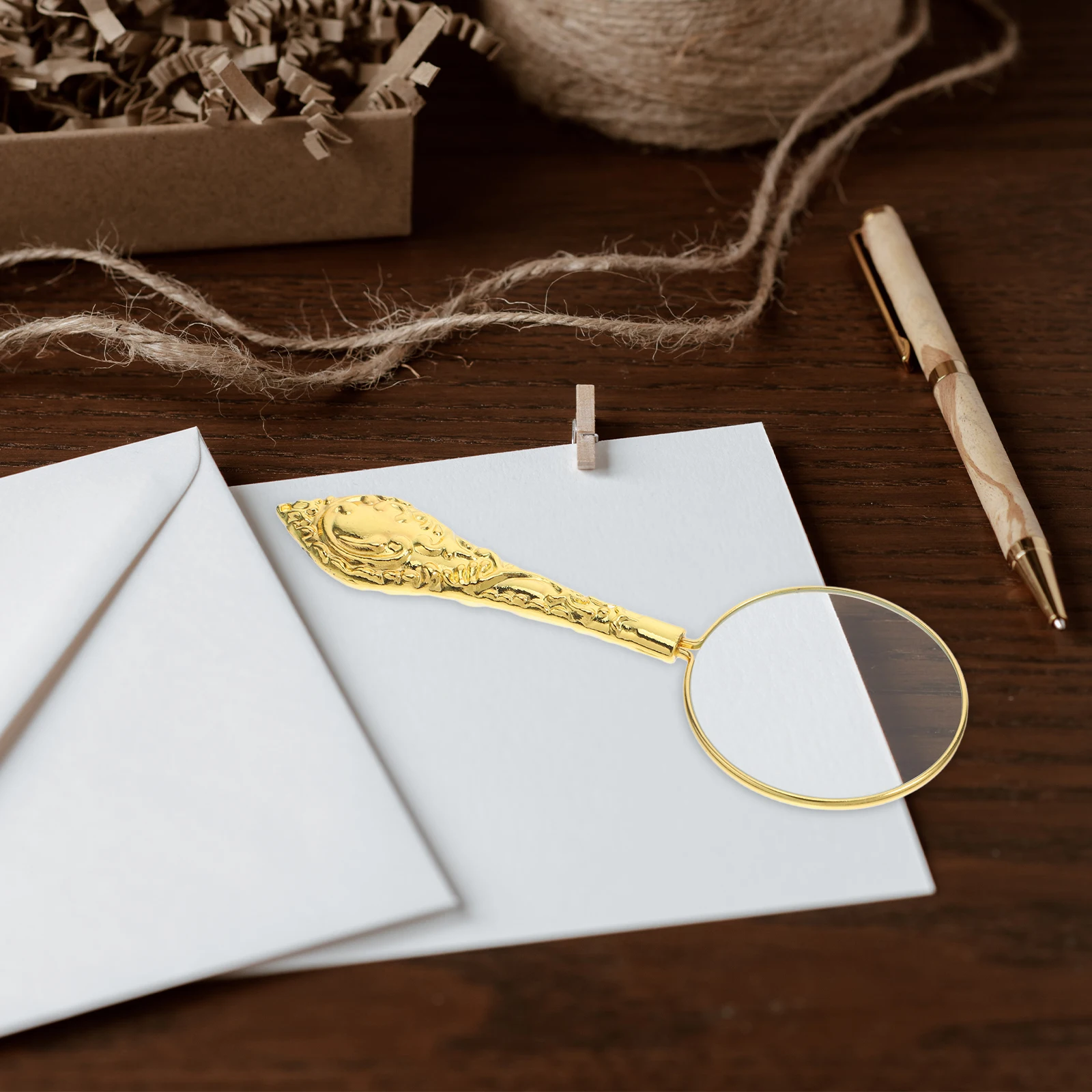 

Elegant Full Metal Embossed Handle Magnifying Glass High Magnification Optical Lens Comfortable Grip Portable For Reading