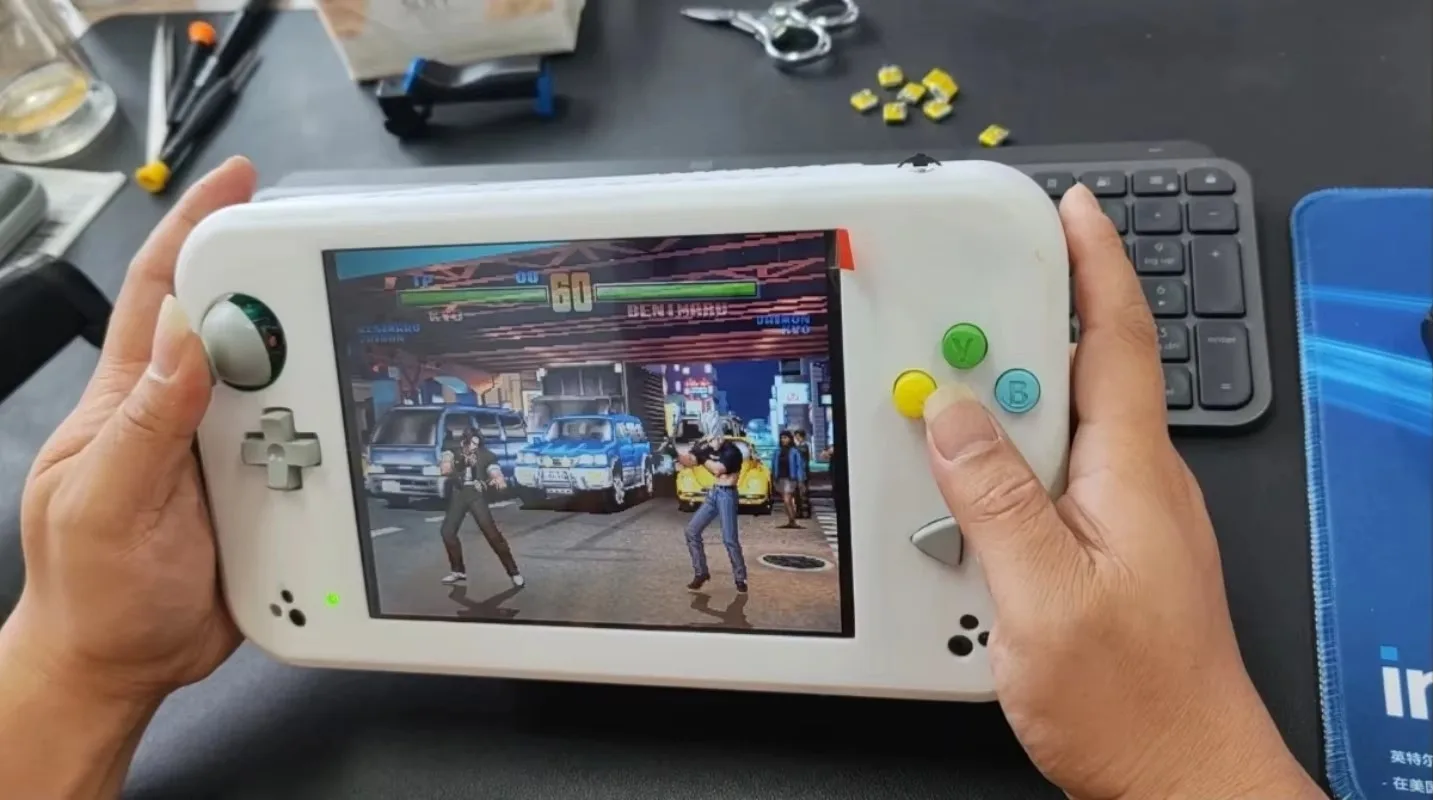 DreamCast Modified Game Console 7 inches, with Vmu Storage, gdemu and rd Versions, Screen Ratio 16:9, can be set to 4:3