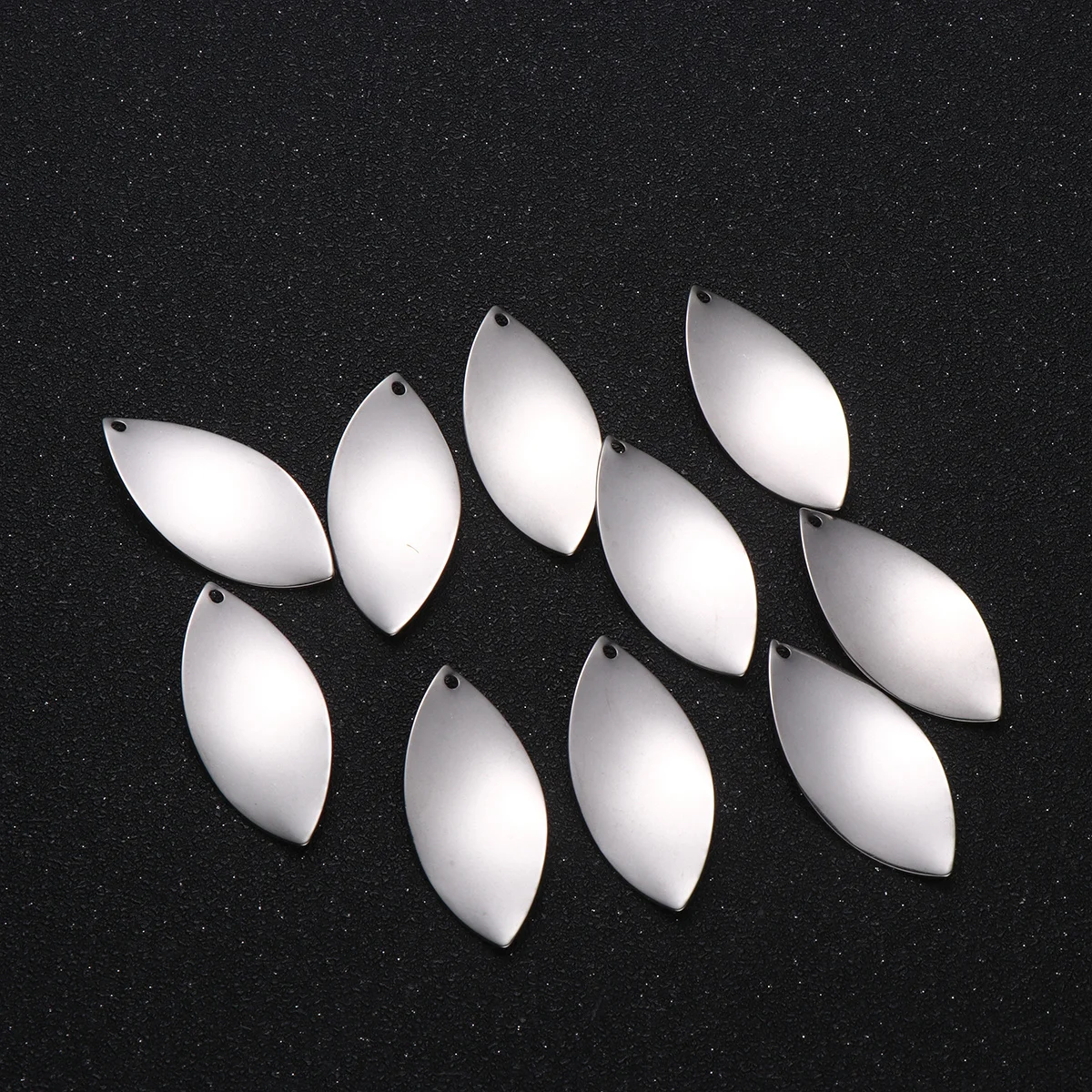 

10 шт., металлические подвески в виде листьев, аксессуары для изготовления ювелирных изделий своими руками, тонкие детали, ремесленные серьги, украшения для женщин, ювелирные аксессуары «сделай сам»