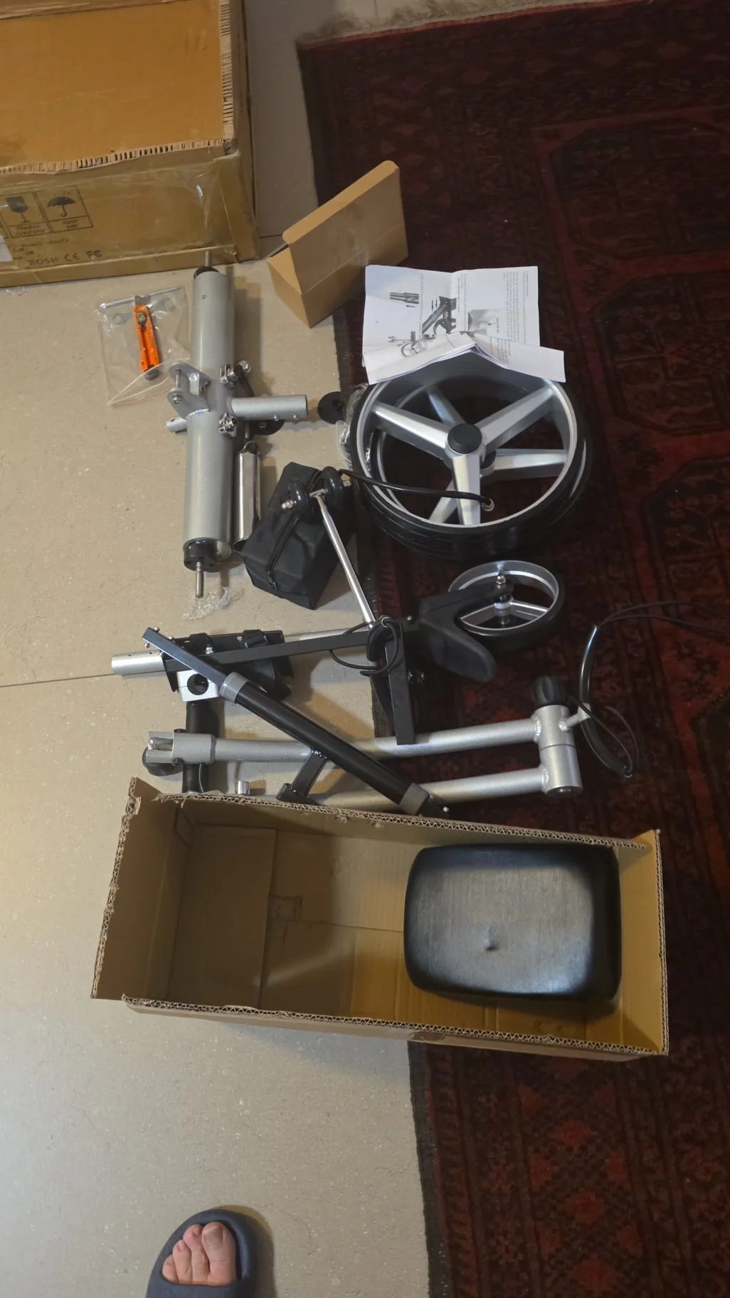 Remote Control Electric Golf Trolley for Preventing