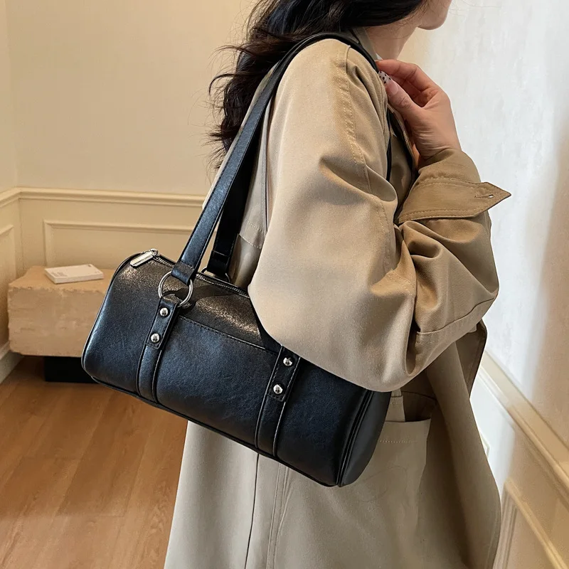 

2025 Winter Women‘s Large Capacity Tote Bag Vintage Style Genuine Leather Multi-way Shoulder Crossbody Purse Purses and Handbags