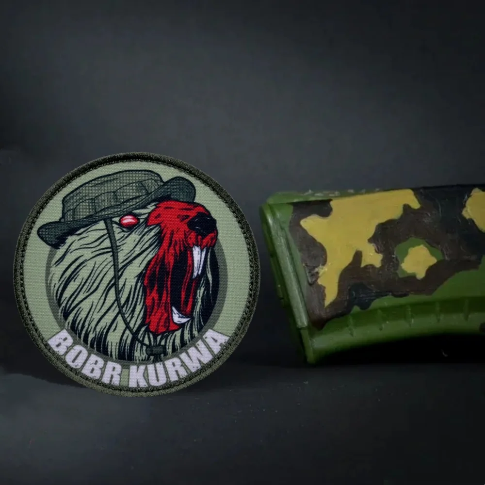 Parche táctico Beaver de velcro con gancho y bucle para uniforme - imagen 3