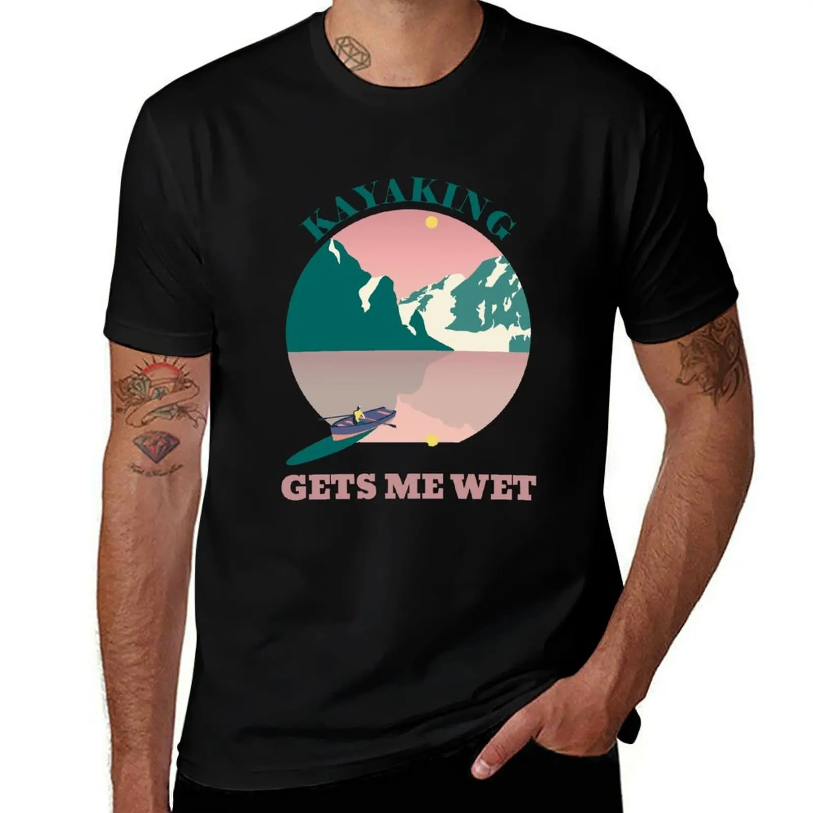 Kayaking Gets Me Wet Circle Landscape T-Shirt Casual Pattern Print Tee Shirt T-Shirt
